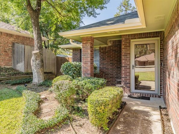 1707  Overlook Drive , Grapevine Texas 76051