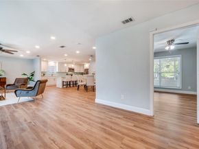 5414  Oak Trail , Dallas Texas 75232