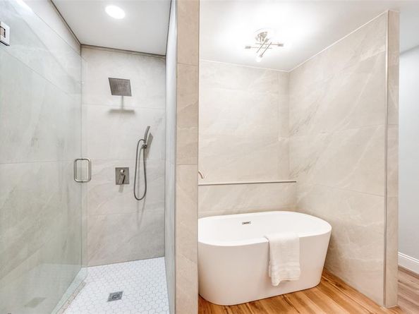 5414  Oak Trail , Dallas Texas 75232