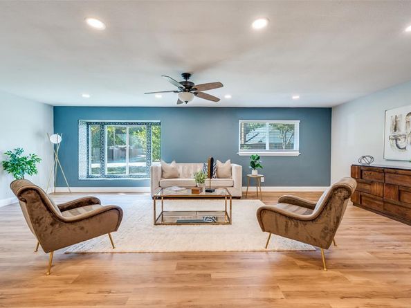 5414  Oak Trail , Dallas Texas 75232