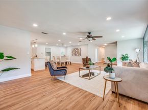 5414  Oak Trail , Dallas Texas 75232