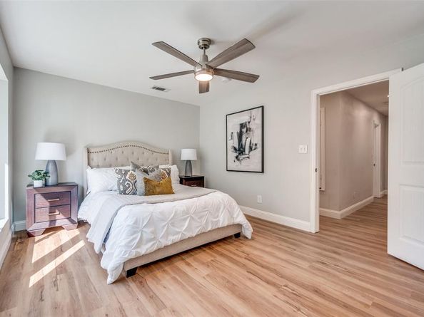 5414  Oak Trail , Dallas Texas 75232