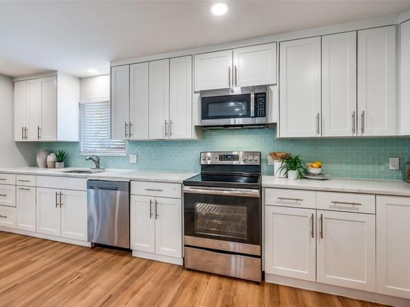 5414  Oak Trail , Dallas Texas 75232