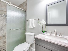 5414  Oak Trail , Dallas Texas 75232