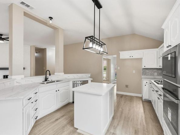 1517  Summerfield Drive , Allen Texas 75002