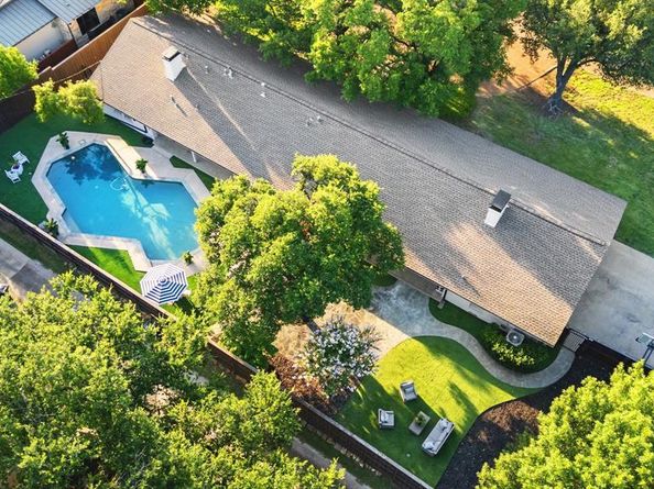 4336  Irvin Simmons Drive , Dallas Texas 75229