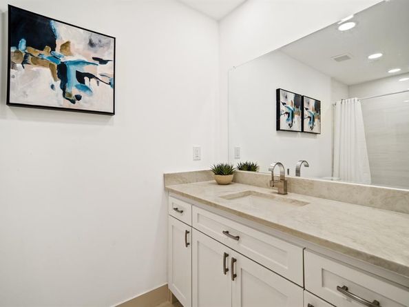 4336  Irvin Simmons Drive , Dallas Texas 75229