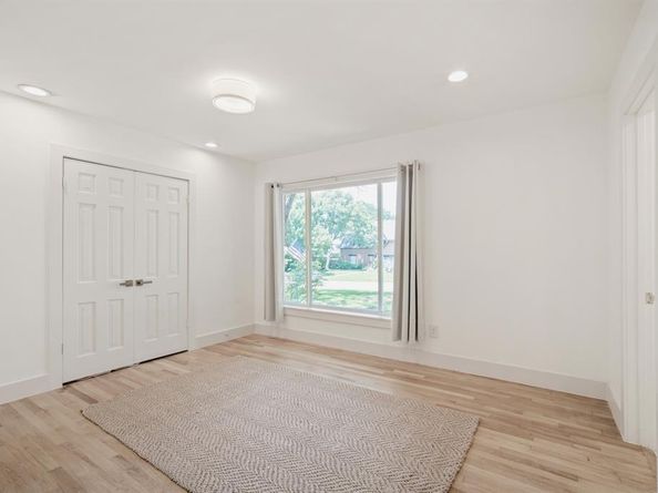 4336  Irvin Simmons Drive , Dallas Texas 75229