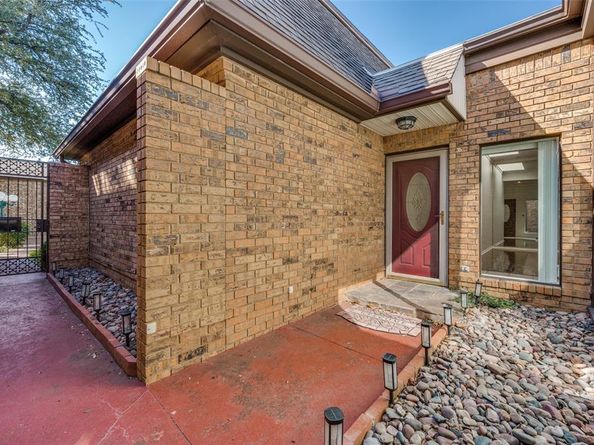 3235  Stonehenge Lane , Carrollton Texas 75006