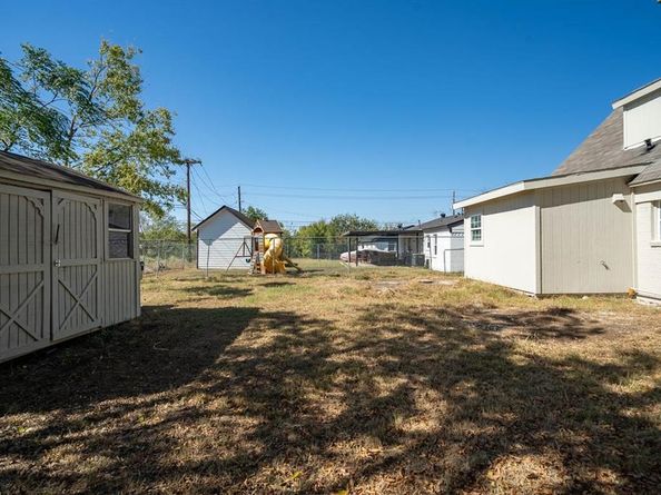 13008  Horseshoe Trail , Balch Springs Texas 75180