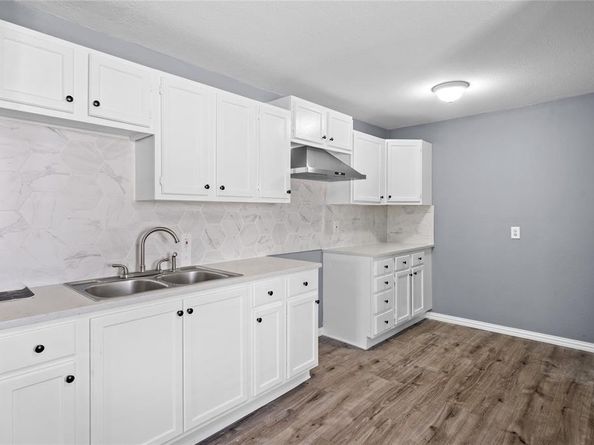 13008  Horseshoe Trail , Balch Springs Texas 75180
