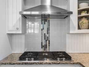 637  Tiffany Trail , Richardson Texas 75081