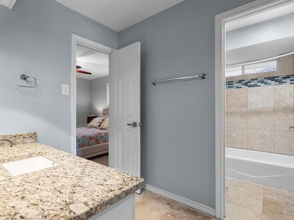 637  Tiffany Trail , Richardson Texas 75081