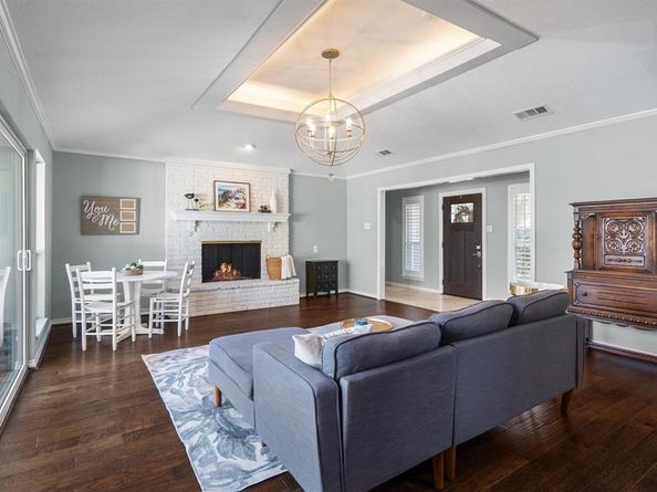 637  Tiffany Trail , Richardson Texas 75081