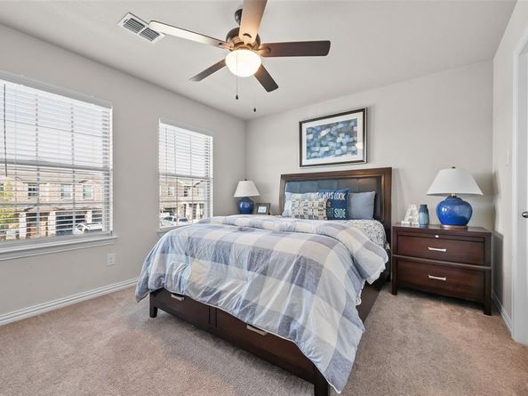 5624  Las Lomas Lane , Denton Texas 76208
