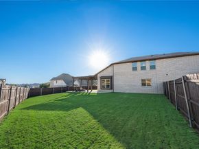 5624  Las Lomas Lane , Denton Texas 76208