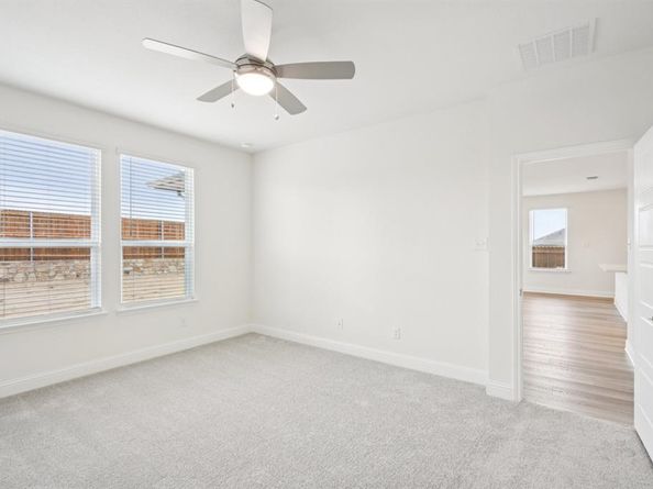 2724  Goldfinch Drive , Denton Texas 76205