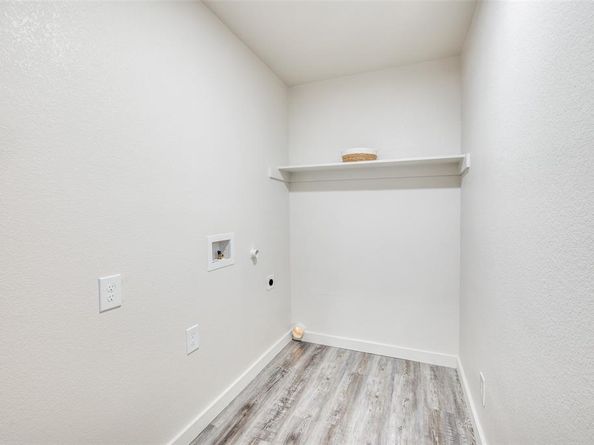 733 SE 3rd Street , Grand Prairie Texas 75051