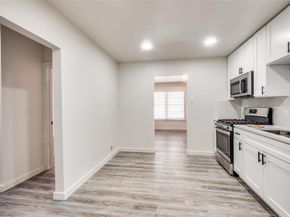 733 SE 3rd Street , Grand Prairie Texas 75051