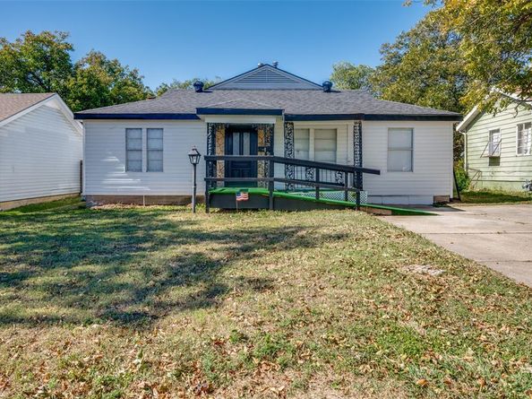 733 SE 3rd Street , Grand Prairie Texas 75051