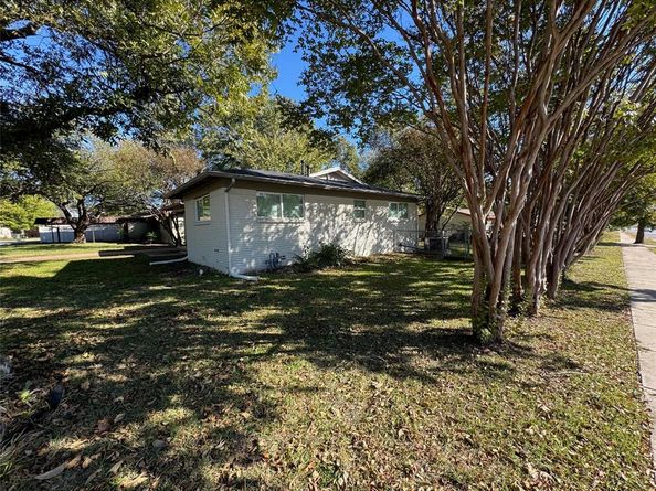 5200  Mcquade Street , Haltom City Texas 76117