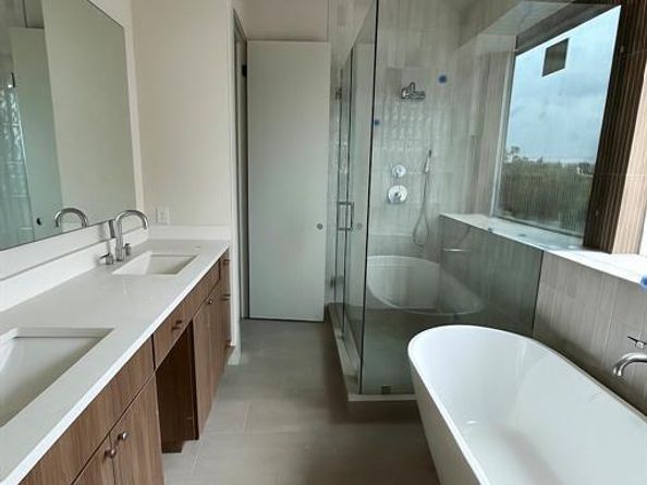 2906  Hawthorne Avenue  104, Dallas Texas 75219