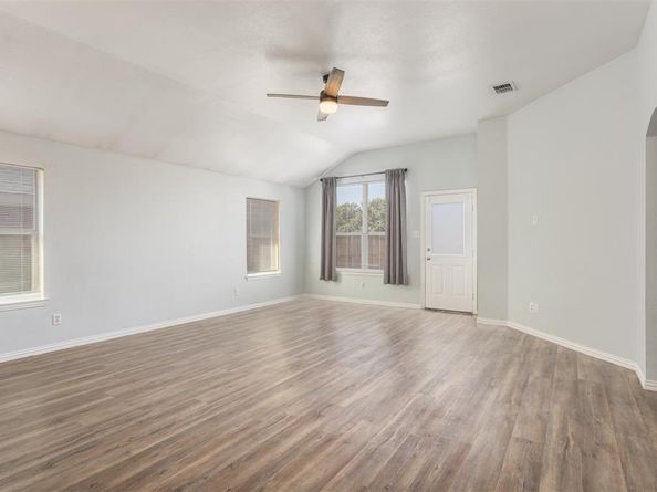 304  Hummingbird  , Little Elm Texas 75068