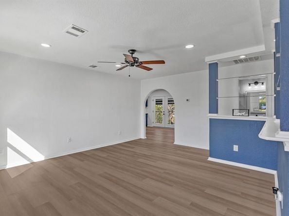 7002  Troy Glen Drive , Dallas Texas 75241