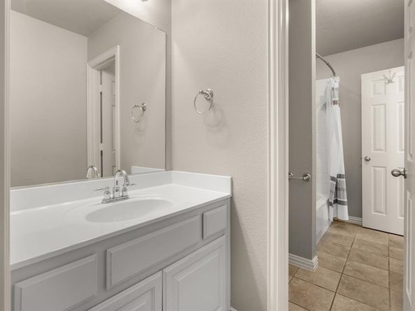 1145  Dayton Drive , Lantana Texas 76226