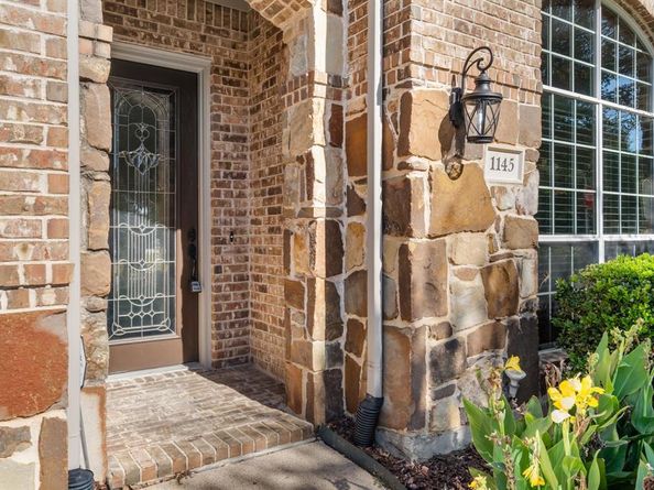 1145  Dayton Drive , Lantana Texas 76226