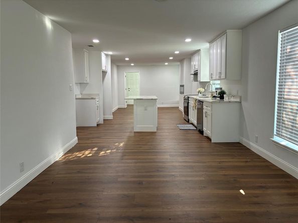 4804  Avenue G  , Fort Worth Texas 76105