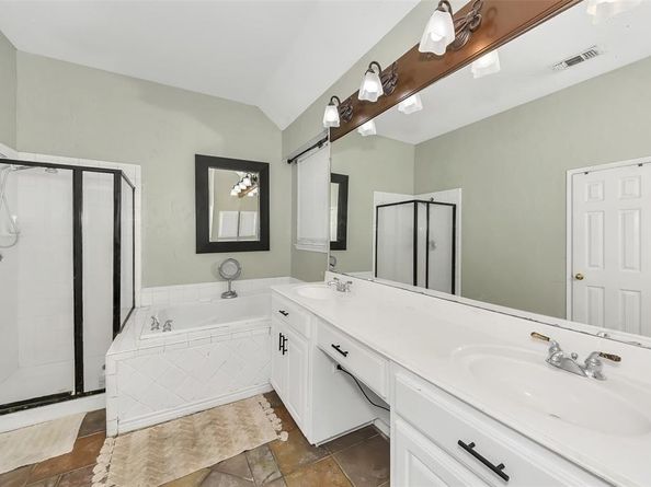 6419  Willowstone Trail , Arlington Texas 76018