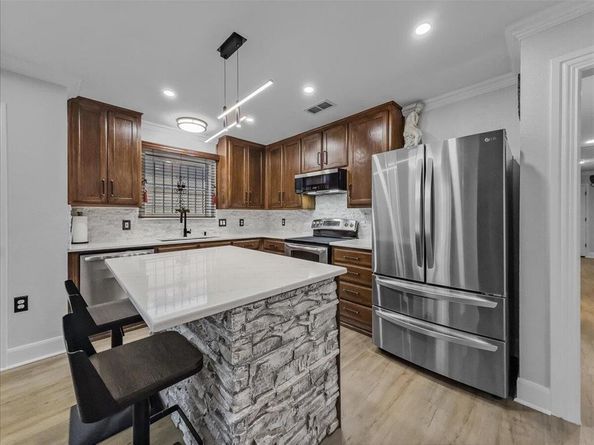 8033  Tanner Avenue , Fort Worth Texas 76116