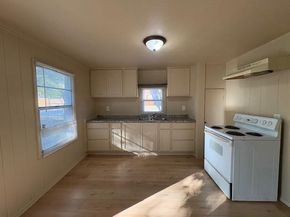 501 SW 17th Street , Grand Prairie Texas 75051