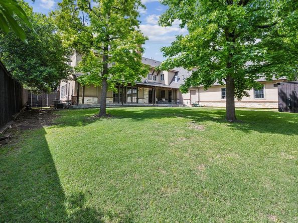 6707  Meadow Road , Dallas Texas 75230