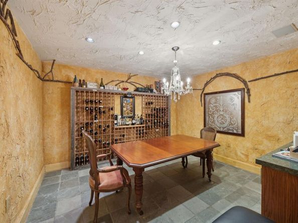 6707  Meadow Road , Dallas Texas 75230