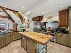 6707  Meadow Road , Dallas Texas 75230