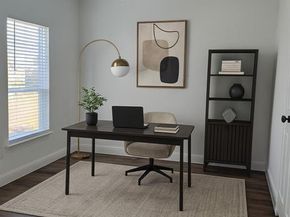 1404  Strickland Street , Dallas Texas 75216