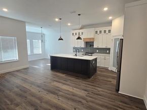 1404  Strickland Street , Dallas Texas 75216