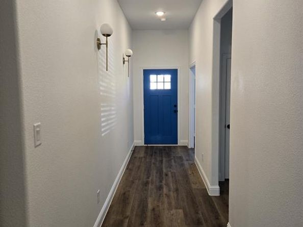 1404  Strickland Street , Dallas Texas 75216