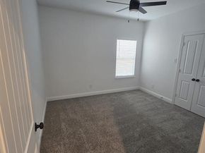 1404  Strickland Street , Dallas Texas 75216