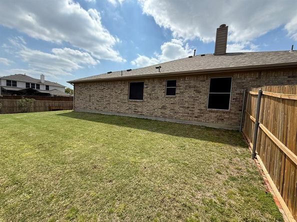 1261  Highbluff Lane , Rockwall Texas 75087