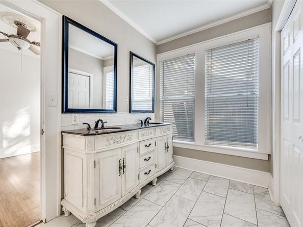 419 N Frances Street , Dallas Texas 75211