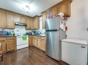 419 N Frances Street , Dallas Texas 75211