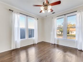 419 N Frances Street , Dallas Texas 75211