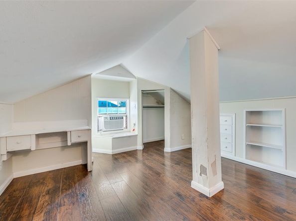 419 N Frances Street , Dallas Texas 75211