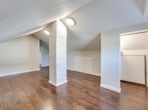 419 N Frances Street , Dallas Texas 75211