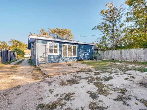 419 N Frances Street , Dallas Texas 75211