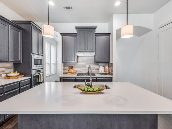 3018  Seattle Slew Drive , Celina Texas 75009