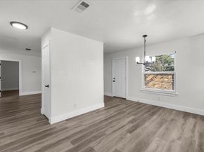 2933  Lucinda Lane , Fort Worth Texas 76119